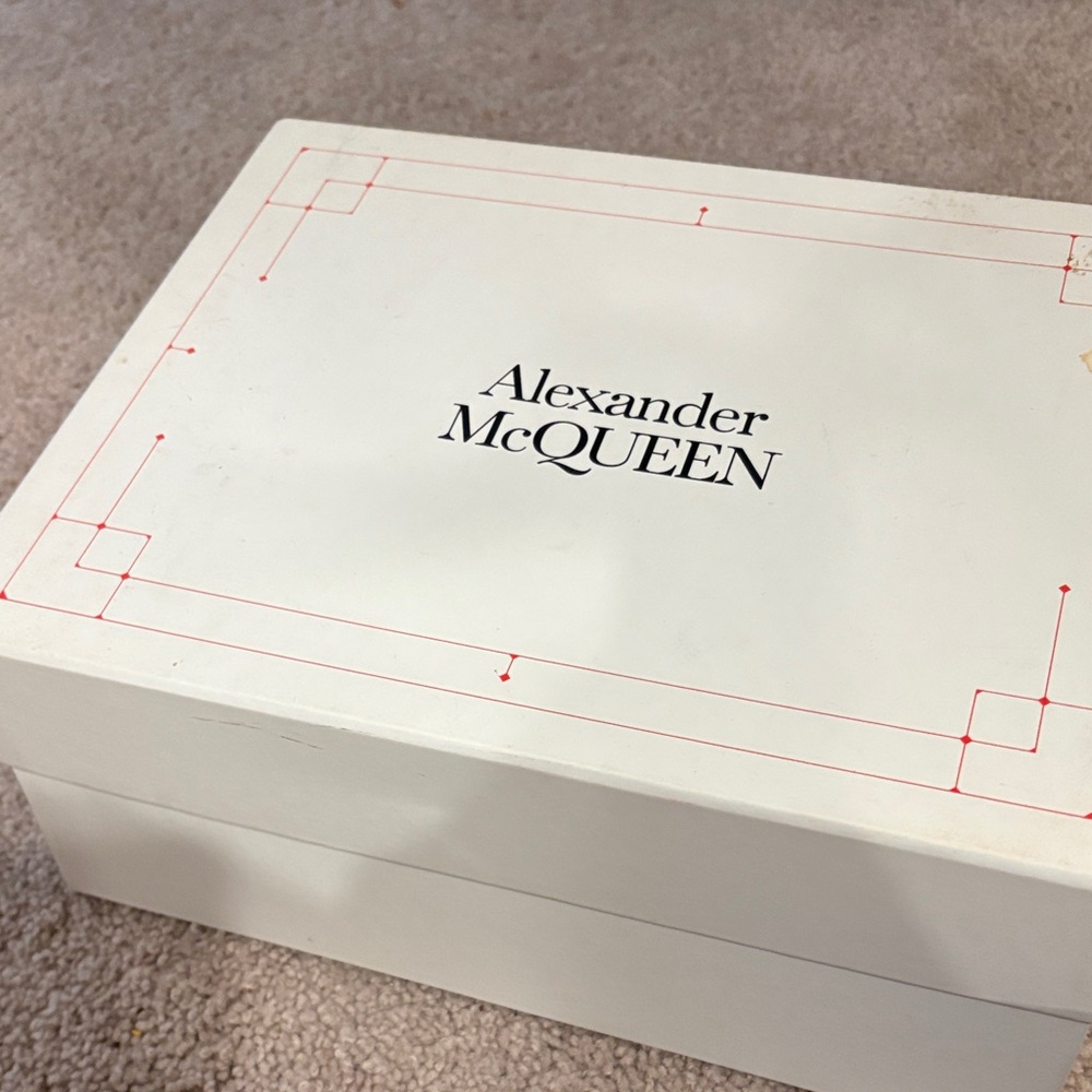 Alexander McQueen White Oversized Sneakers Size 38 Designer Platform Shoes - Picture 4 of 5